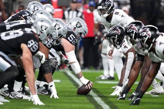 Falcons Raiders