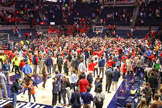 Ole Miss storms court