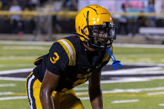 Arkansas lands defensive back from national powerhouse | LouisianaSports.net
